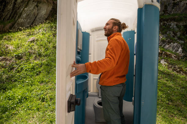 Best Handicap porta potty rental  in Puyallup, WA